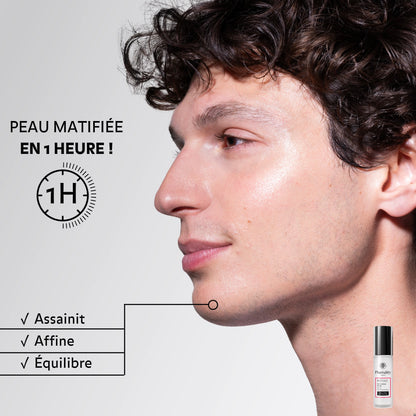 Application du Sérum Perfecteur de Peau Pureality – peau matifiée en 1 h, assainie, grain de peau affiné, équilibre restauré.